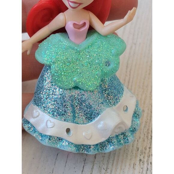 Ariel Hasbro princess Little Mermaid Disney Pixar doll mini glitter dress toy fi - Picture 2 of 4